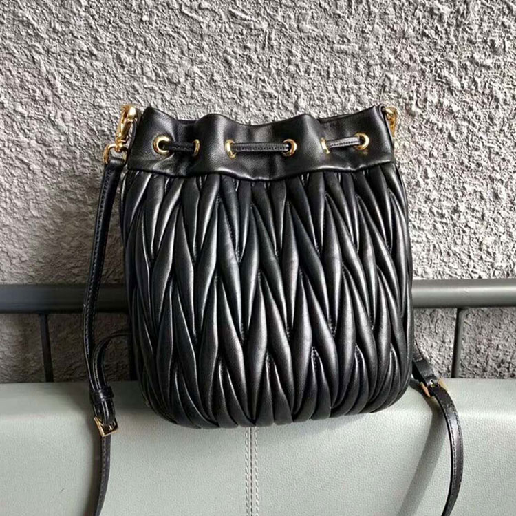 2018 MiuMiu MATELASSE LEATHER BAG