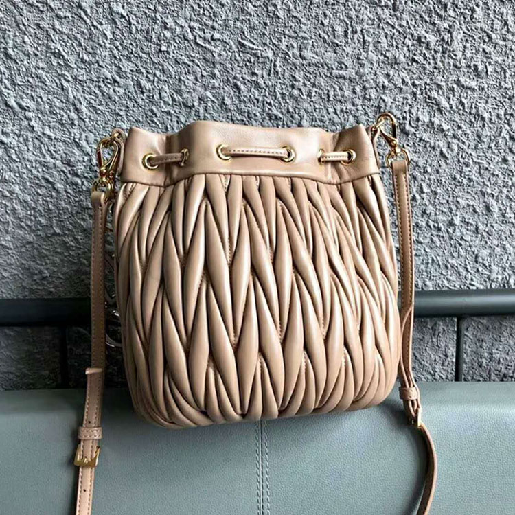 2018 MiuMiu MATELASSE LEATHER BAG