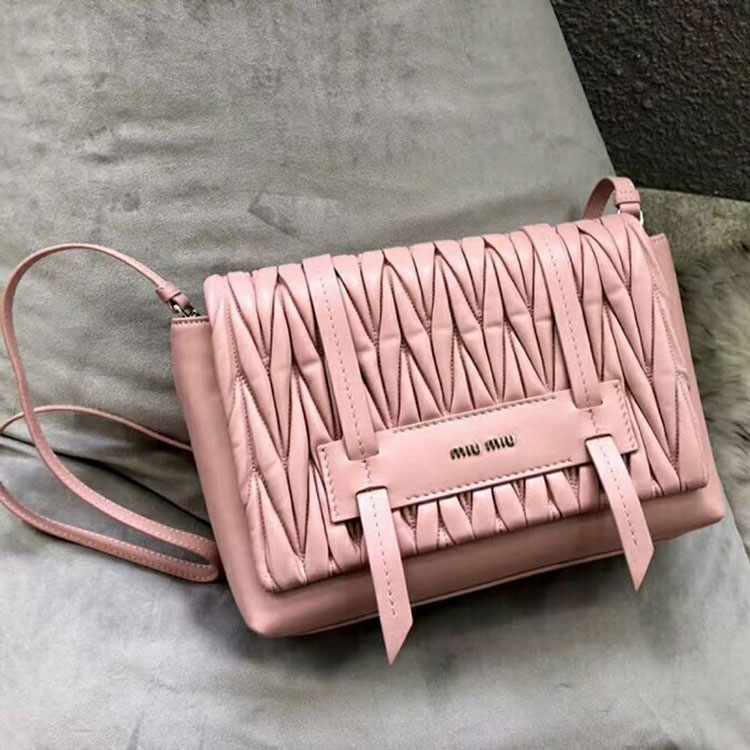 2018 MiuMiu MATELASSE LEATHER SHOULDER BAG