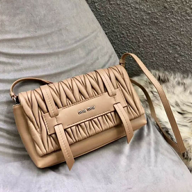 2018 MiuMiu MATELASSE LEATHER SHOULDER BAG