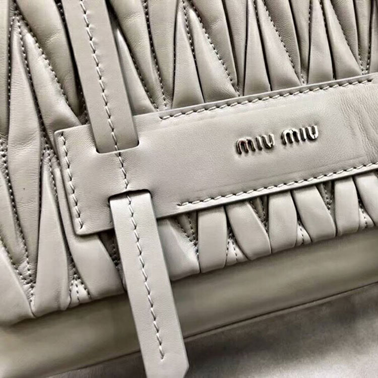 2018 MiuMiu MATELASSE LEATHER SHOULDER BAG