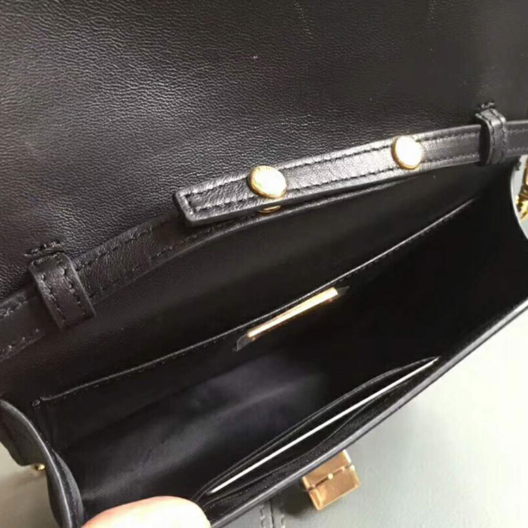 2018 MiuMiu MATELASSE LEATHER SHOULDER BAG