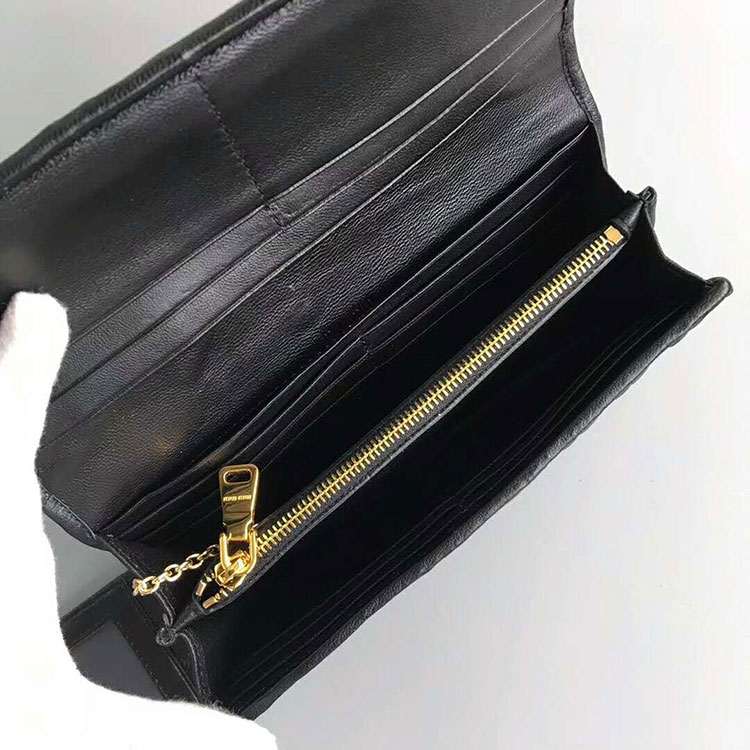 2018 MiuMiu MATELASSE LEATHER WALLET