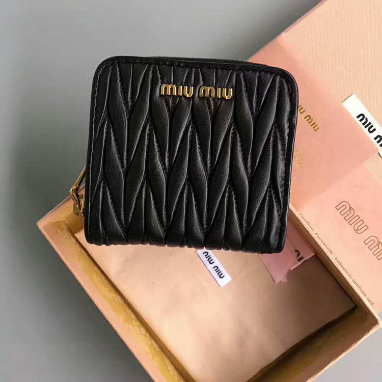 2018 MiuMiu Wallet