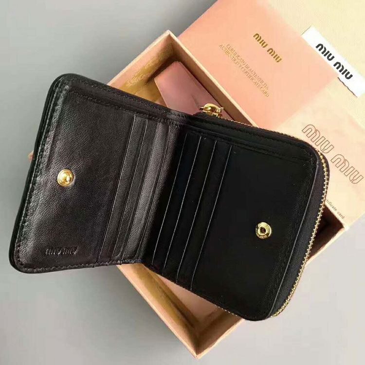 2018 MiuMiu Wallet