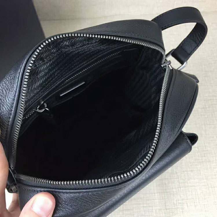 2018 Prada Men leather bag