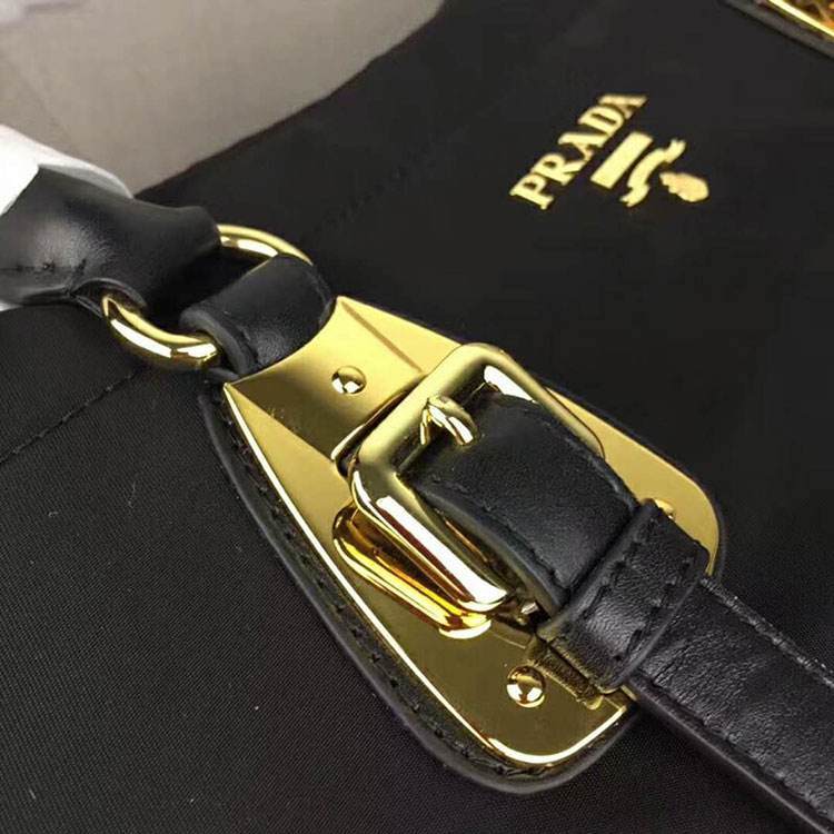 2018 Prada Women Tote bag