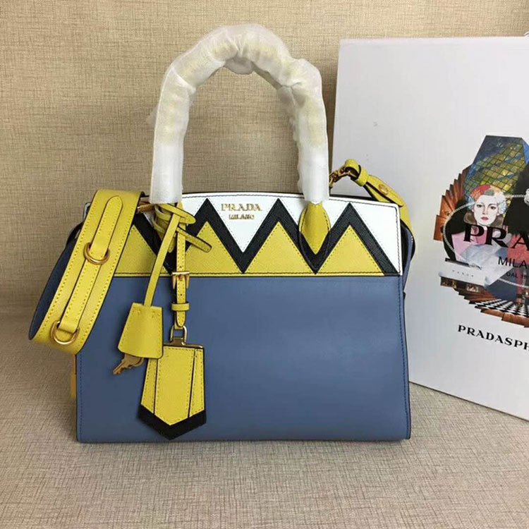 2018 Prada Women esplanade leather bag