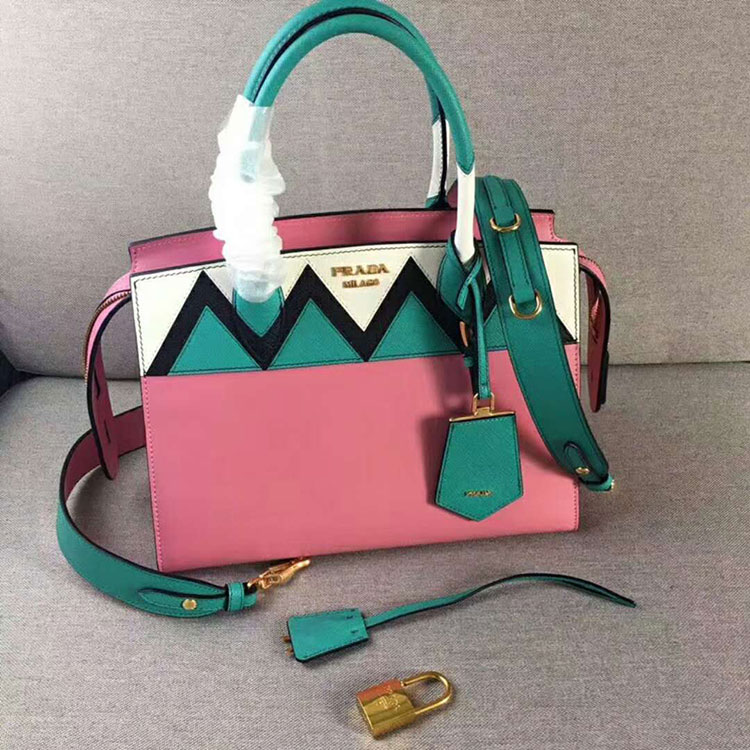 2018 Prada Women esplanade leather bag