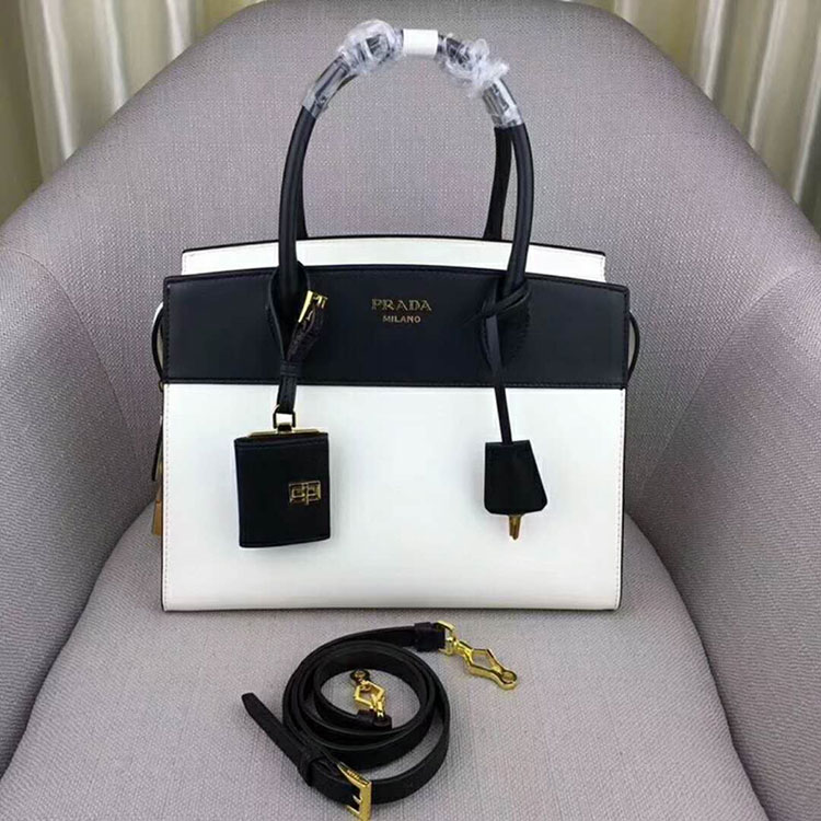 2018 Prada Women esplanade leather bag