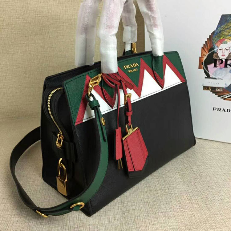 2018 Prada Women esplanade leather bag