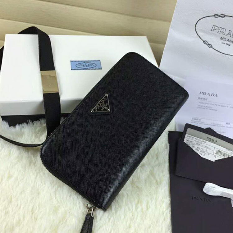 2018 Prada Women leather wallet