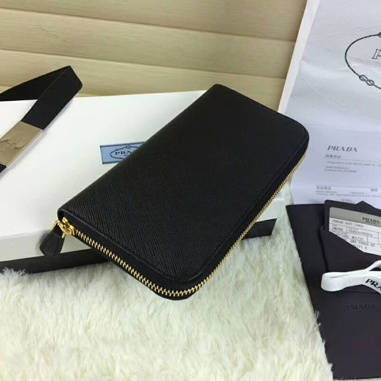 2018 Prada Women leather wallet