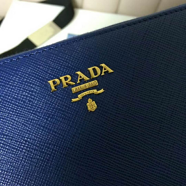 2018 Prada Women leather wallet