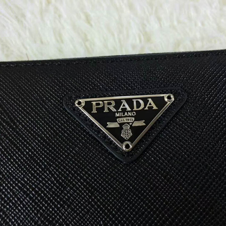 2018 Prada Women leather wallet