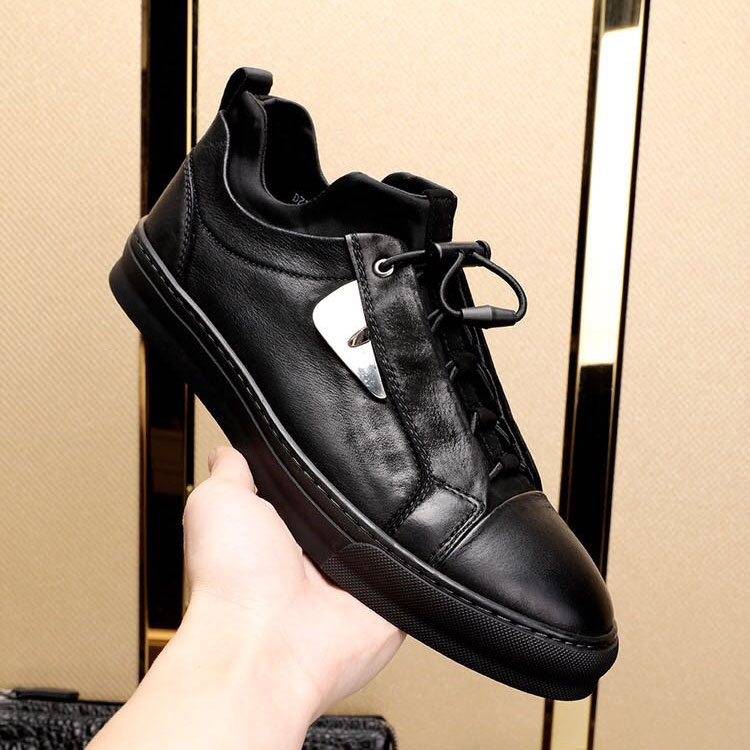 2018 Prada men Sneakers in Calfskin Leather