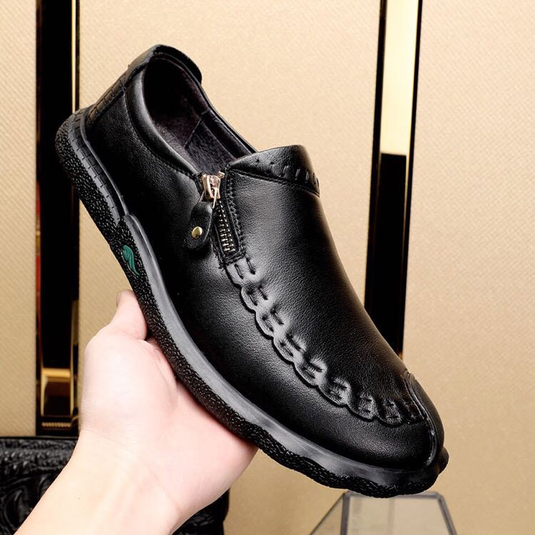 2018 Prada men Sneakers in Calfskin Leather