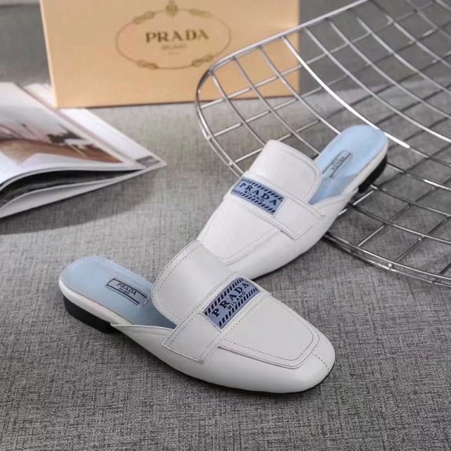 2018 Prada women Slippers in Calfskin