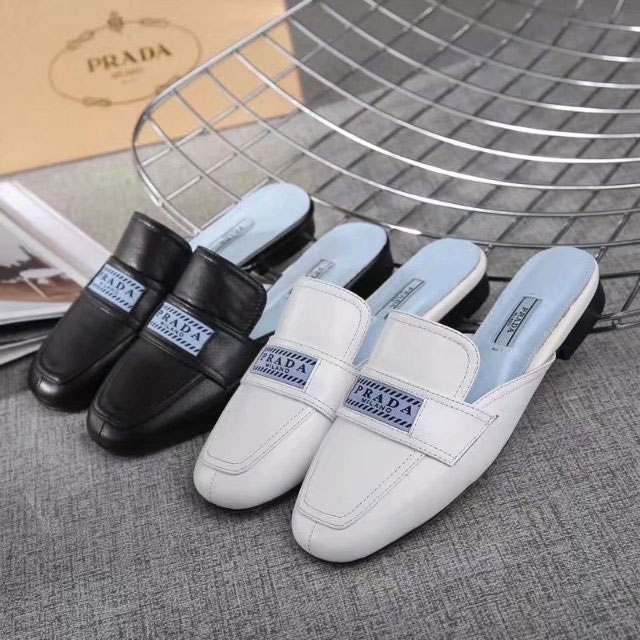 2018 Prada women Slippers in Calfskin