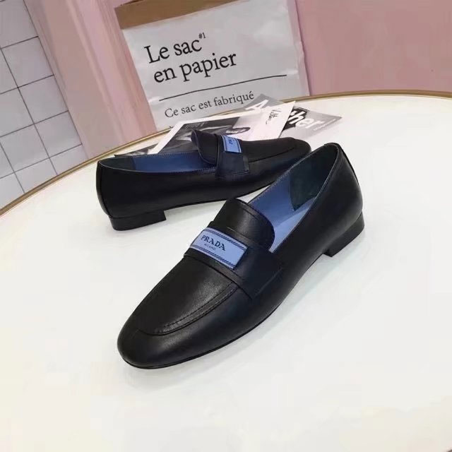 2018 Prada women shoes in Calfskin