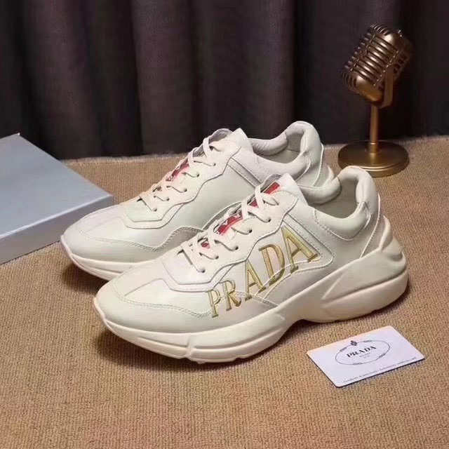 2018 Prada women shoes in Calfskin leather