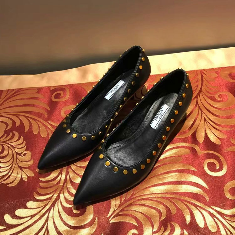 2018 Prada women shoes in Calfskin leather with rivet