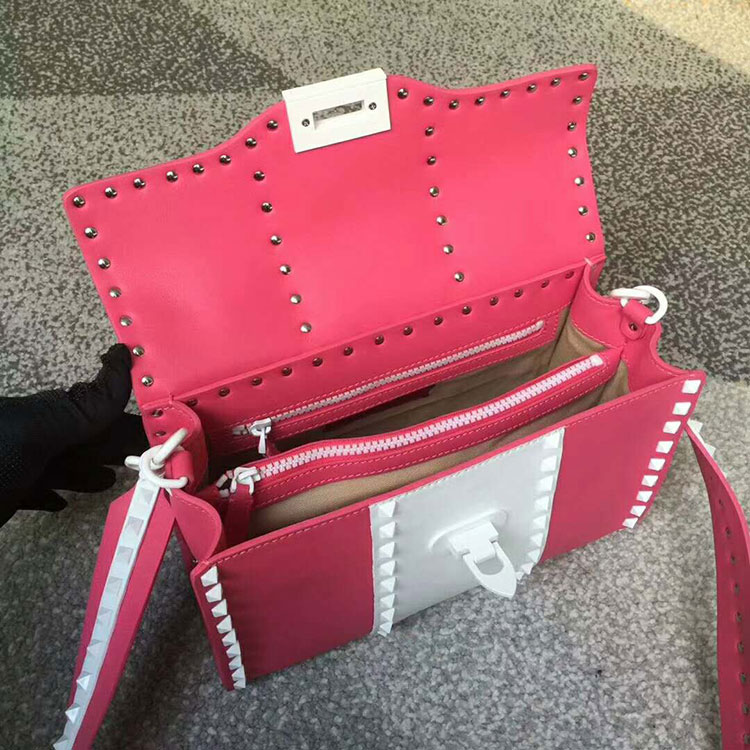 2018 VALENTINO FREE ROCKSTUD SPIKE SMALL SINGLE HANDLE BAG