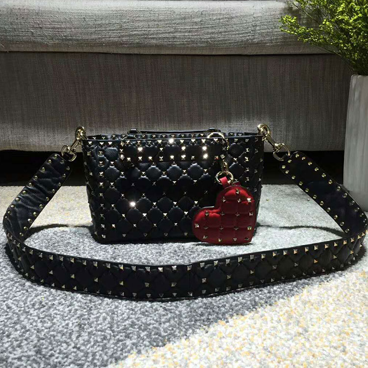 2018 VALENTINO GARAVANI ROCKSTUD SPIKE BAG 1402