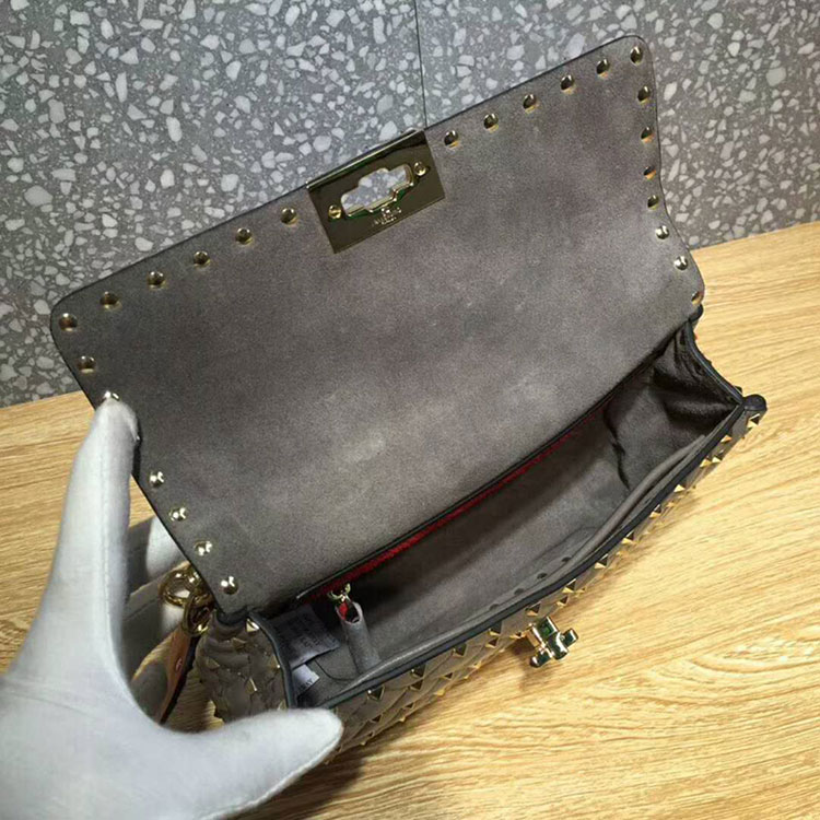 2018 VALENTINO MEDIUM ROCKSTUD SPIKE CHAIN BAG