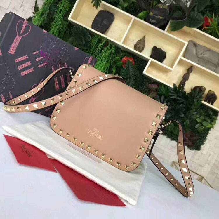 2018 Valentino GUITAR ROCKSTUD ROLLING CROSS SMALL BAG