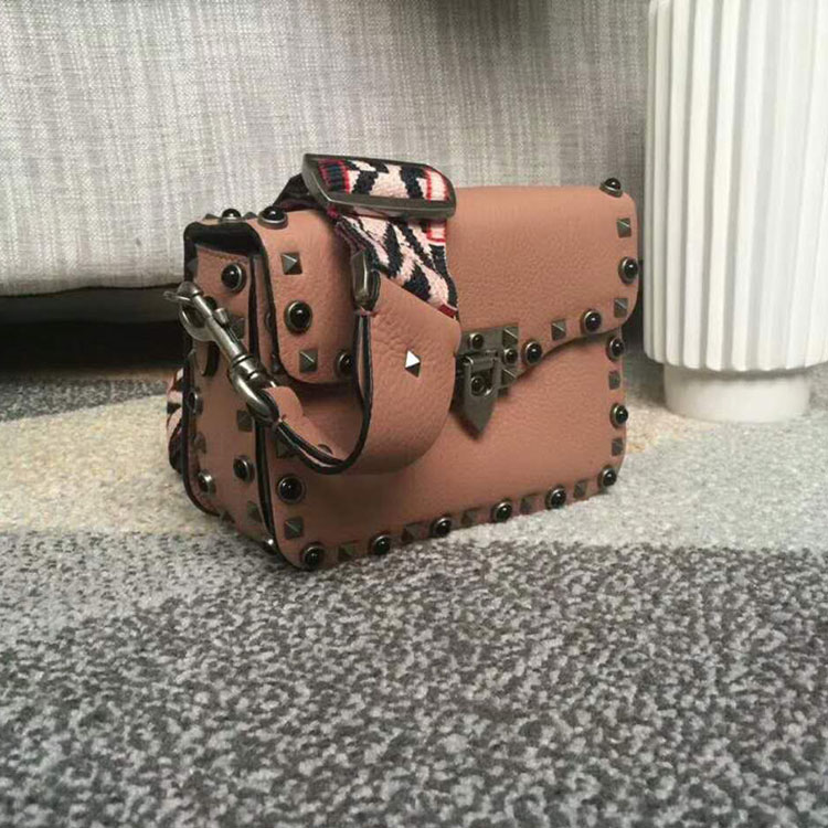 2018 Valentino GUITAR ROCKSTUD ROLLING CROSS SMALL BAG