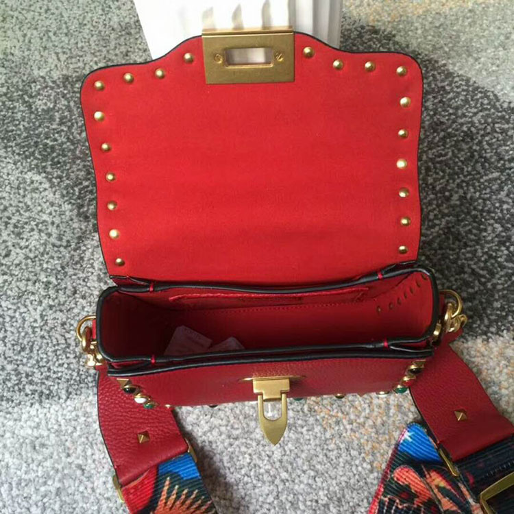 2018 Valentino GUITAR ROCKSTUD ROLLING CROSS SMALL BAG