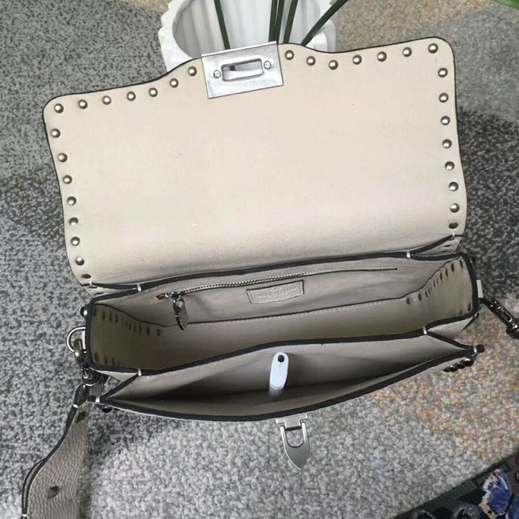 2018 Valentino GUITAR ROCKSTUD ROLLING CROSS SMALL BAG