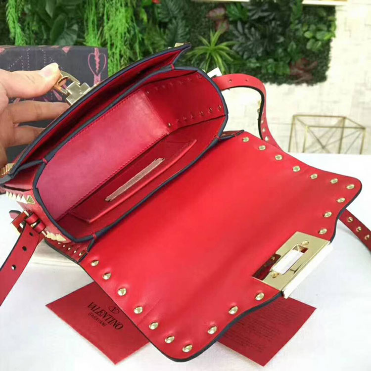 2018 Valentino GUITAR ROCKSTUD ROLLING CROSS SMALL BAG