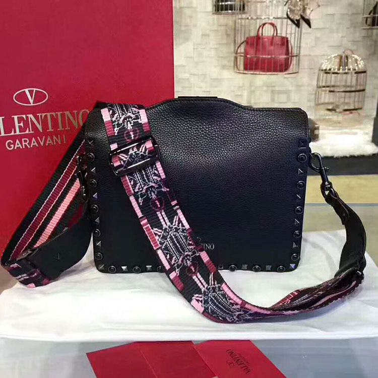 2018 Valentino GUITAR ROCKSTUD ROLLING HOBO BAG