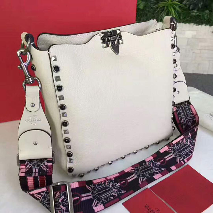 2018 Valentino GUITAR ROCKSTUD ROLLING HOBO BAG