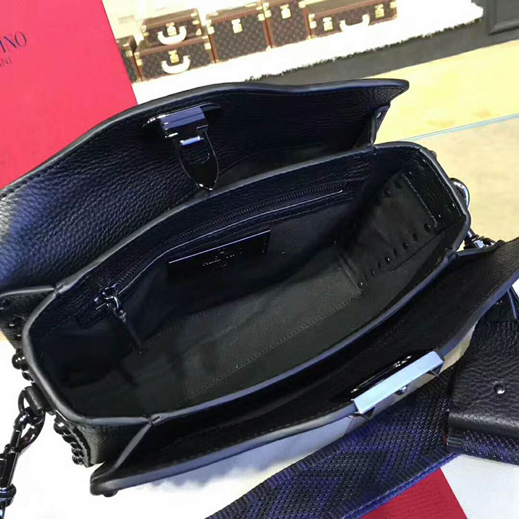 2018 Valentino GUITAR ROCKSTUD ROLLING HOBO BAG