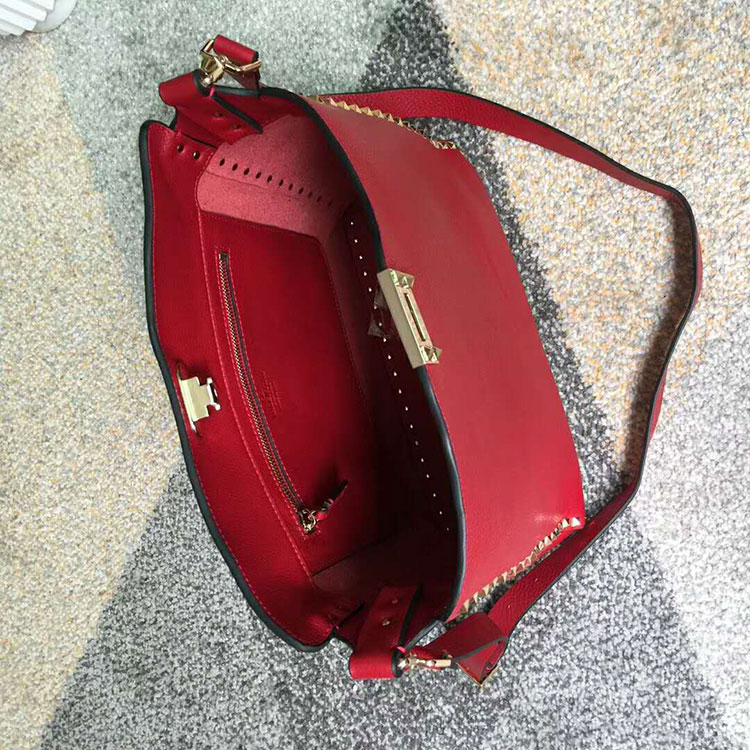 2018 Valentino GUITAR ROCKSTUD ROLLING HOBO BAG