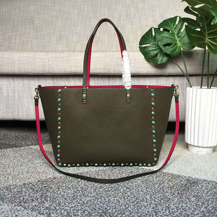 2018 Valentino Garavani Guitar Rockstud Rolling Double reversible tote in calfskin