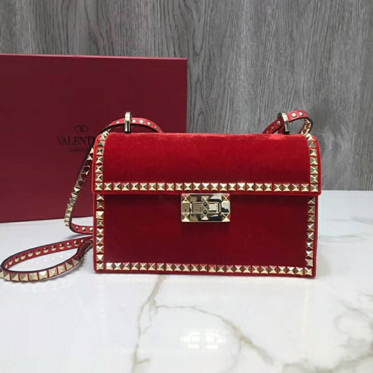 2018 Valentino Garavani Rockstud No Limit Bag