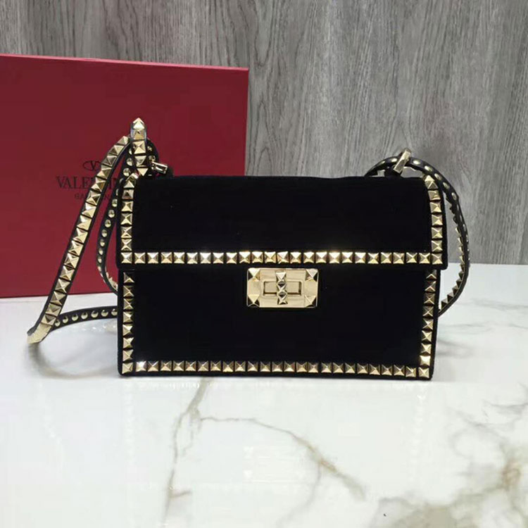 2018 Valentino Garavani Rockstud No Limit Bag