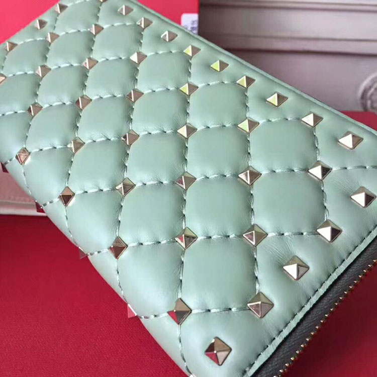 2018 Valentino Garavani Rockstud Spike wallet