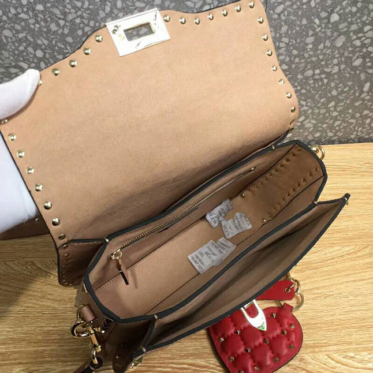 2018 Valentino Garavani Rockstud bag