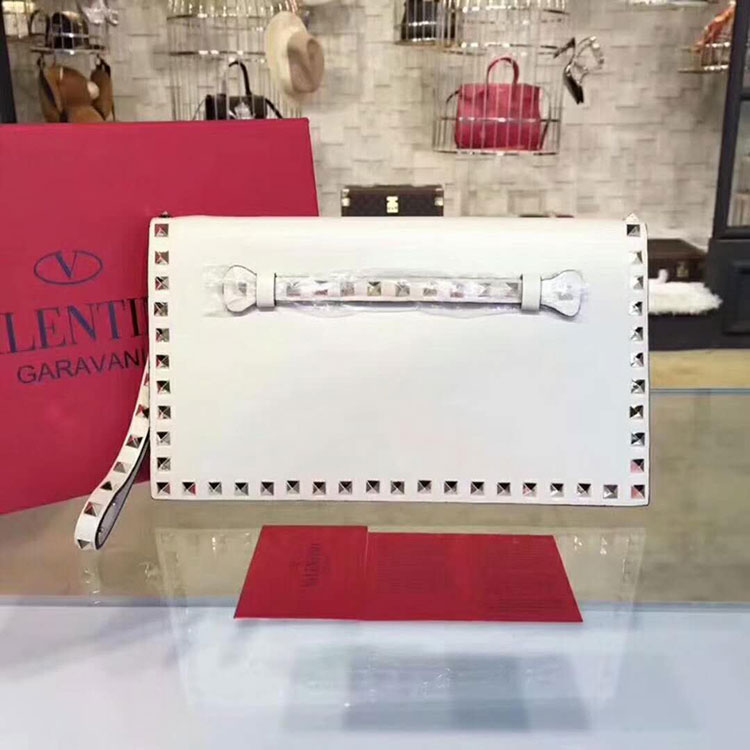 2018 Valentino ROCKSTUD CLUTCH