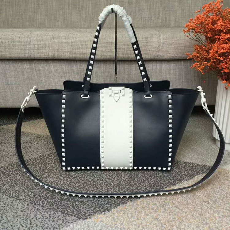 2018 Valentino ROCKSTUD NOIR MEDIUM TOTE 0973