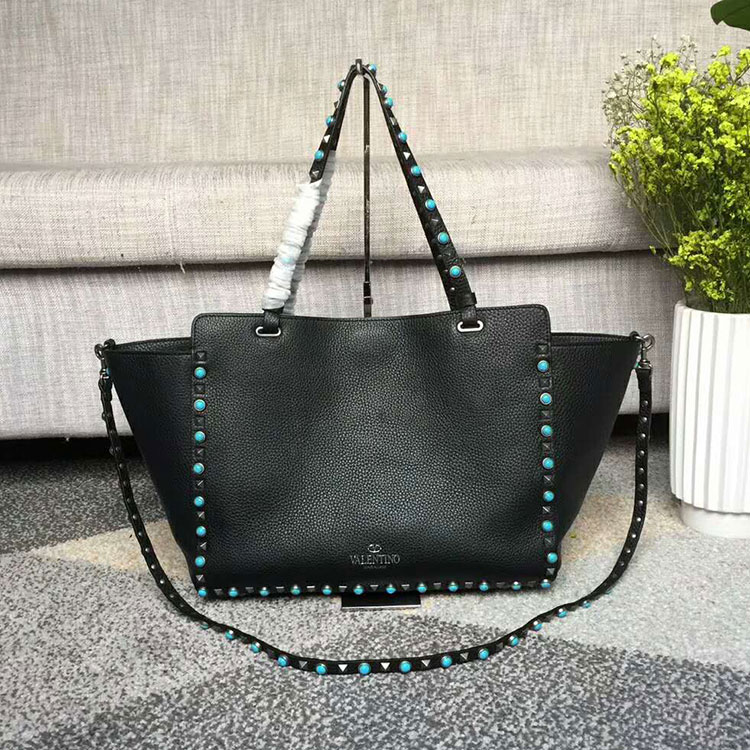 2018 Valentino ROCKSTUD NOIR MEDIUM TOTE 0973