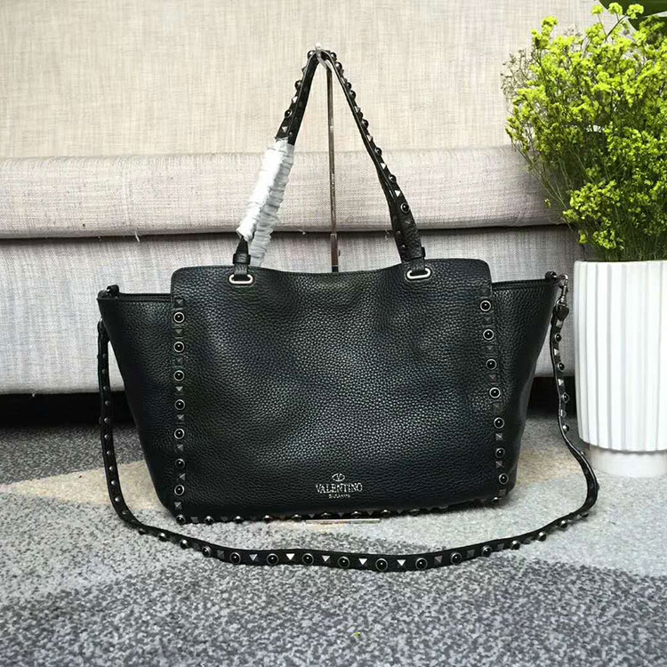 2018 Valentino ROCKSTUD NOIR MEDIUM TOTE 0973