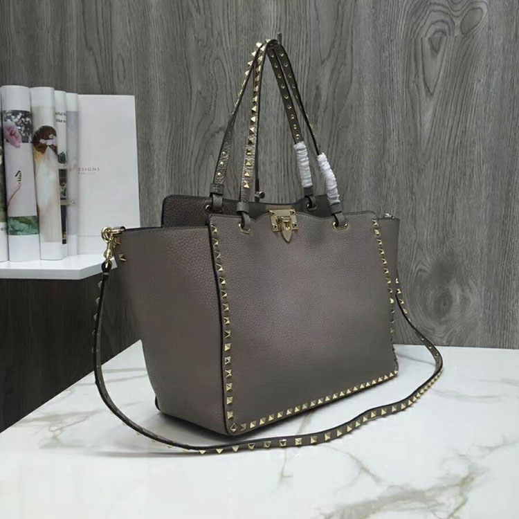 2018 Valentino ROCKSTUD NOIR MEDIUM TOTE