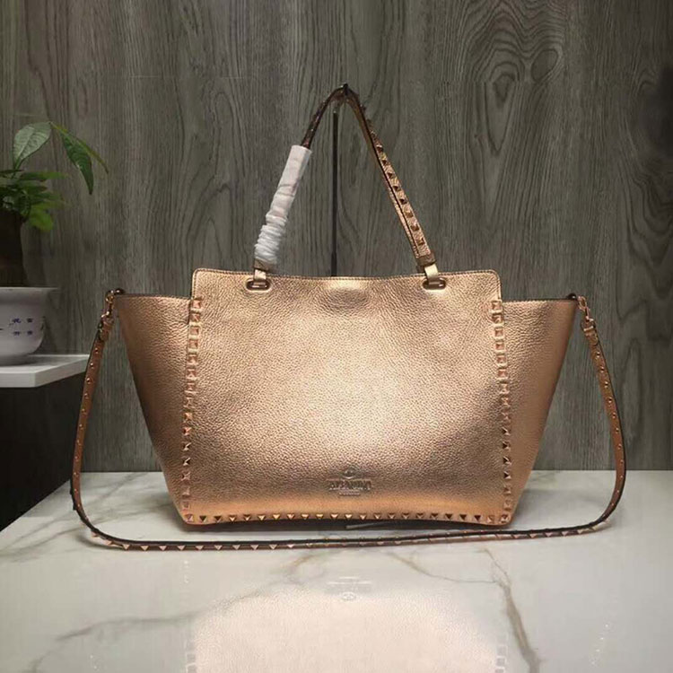 2018 Valentino ROCKSTUD NOIR MEDIUM TOTE