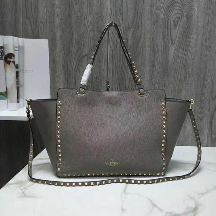 2018 Valentino ROCKSTUD NOIR MEDIUM TOTE